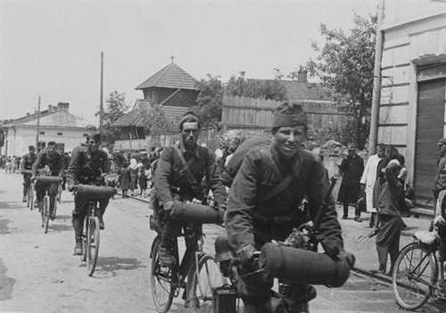 Hungarian bicyclist soliders