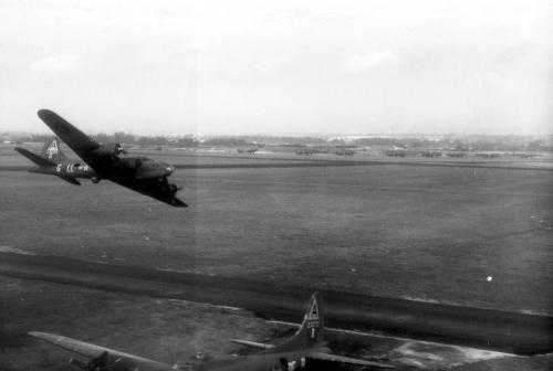 B-17F low level