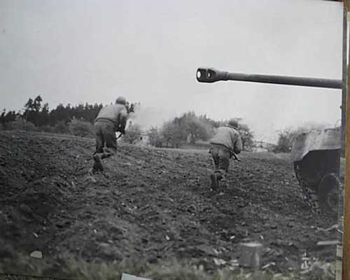 Infantrymen advancing