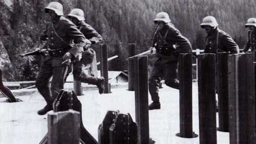 Swiss infantry training