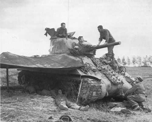 Tank crew takes a break