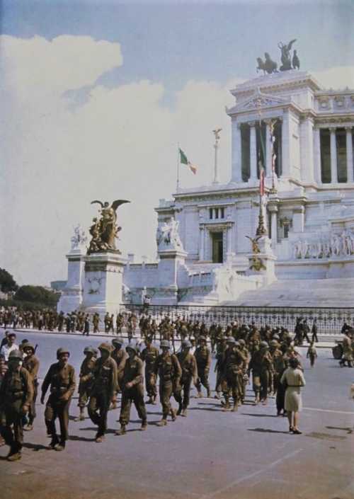 US soldiers in Rome