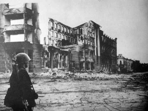 Fallen Heroes Square - Stalingrad 1942
