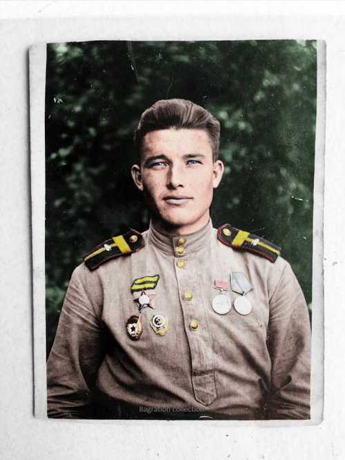 Starshina Soviet tankman