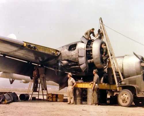  B-29 Maintenance