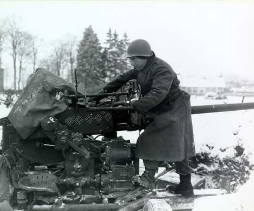 40mm gun