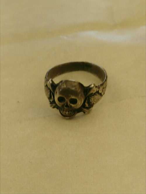 Skullring