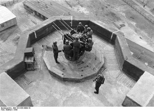 Flak Tower Flakvierling 38 AA [2]