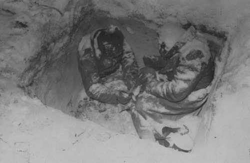 Two soviet soldiers have been frozen to death