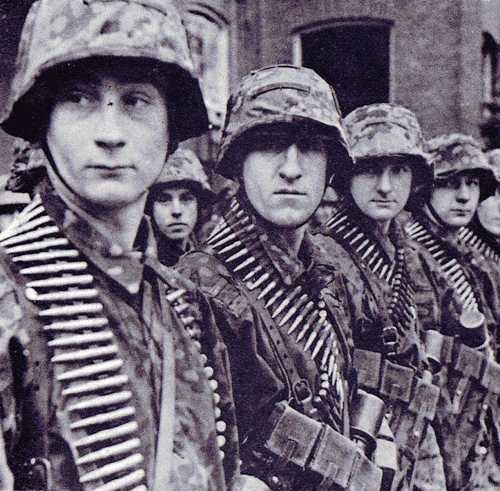 Waffen-SS grenadiers 1944