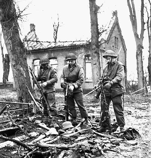 Captured MG42's