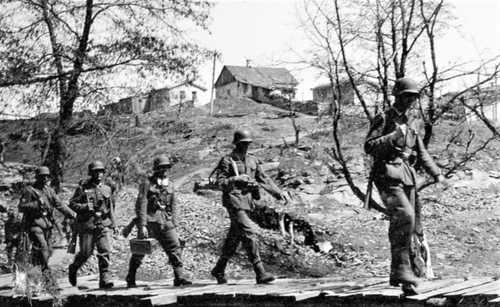 German soldiers on the move