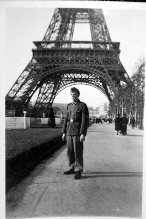 German soldier in Paris 
