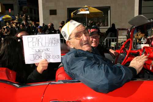 Pearl harbor survivor .parade NYC 