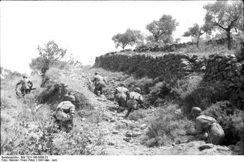 Fallschirmjaeger advancing on Crete