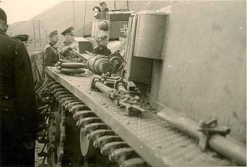 Rommel inspecting his troops,1940. 