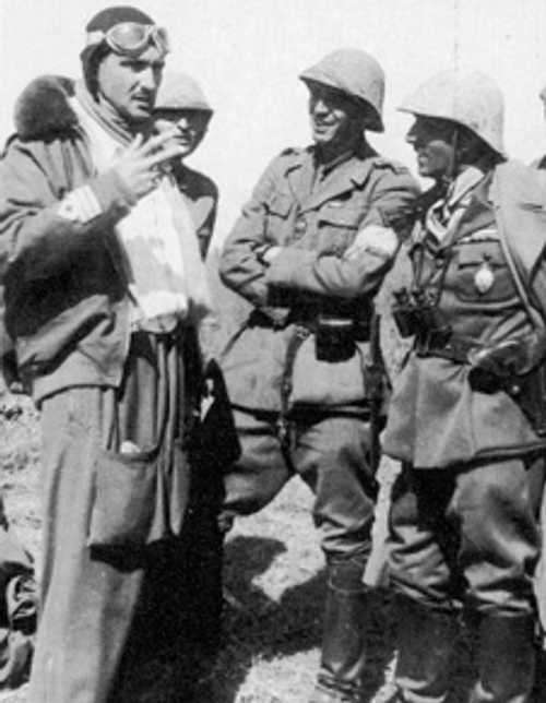 Italian pilot officer and Romanian soldier