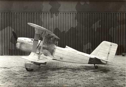 A little, unknown airplane