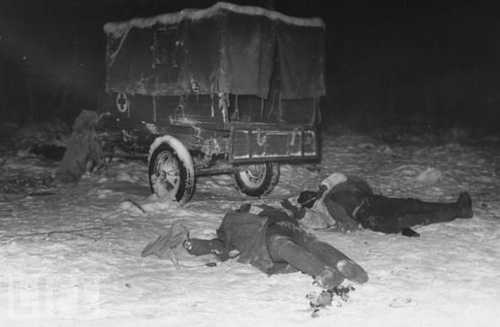 Frozen Soviet soldiers