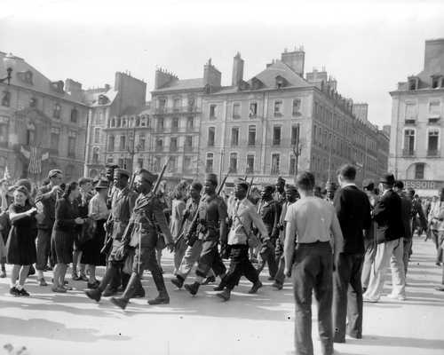 French Colonial Troops