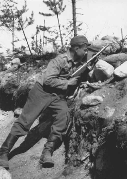 Mauno Koivisto in the Continuation War