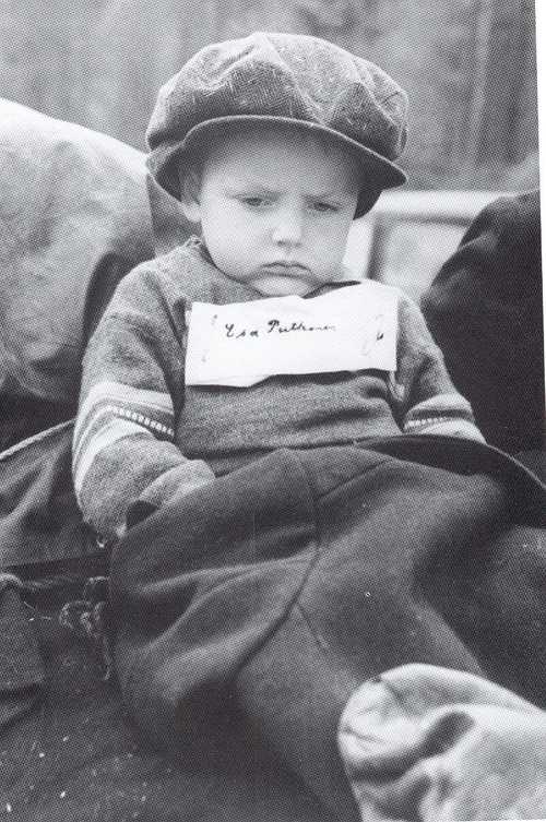 A little refugee 