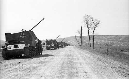 Hungarian panzers