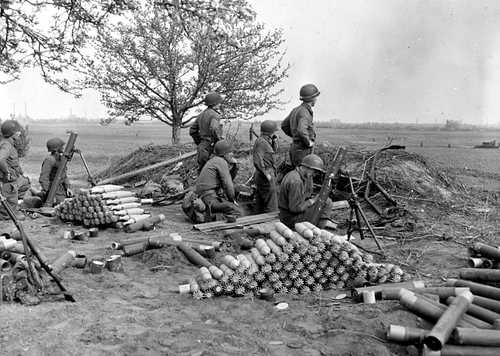 81 mm mortars