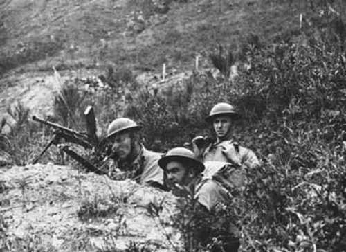 Canadians fighting Japanese at Hong Kong