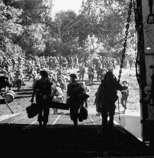 Australian soldiers disembark