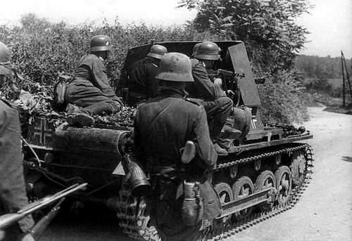 Panzerjäger I on the road bend