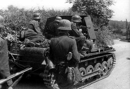 Panzerjäger I on the road bend