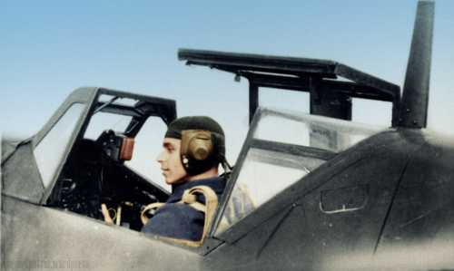 WW2 ace turns 94!