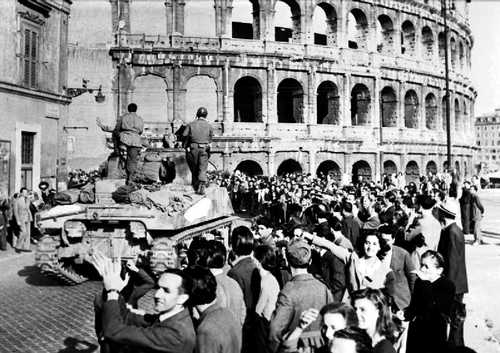 Cheering by the Colosseum