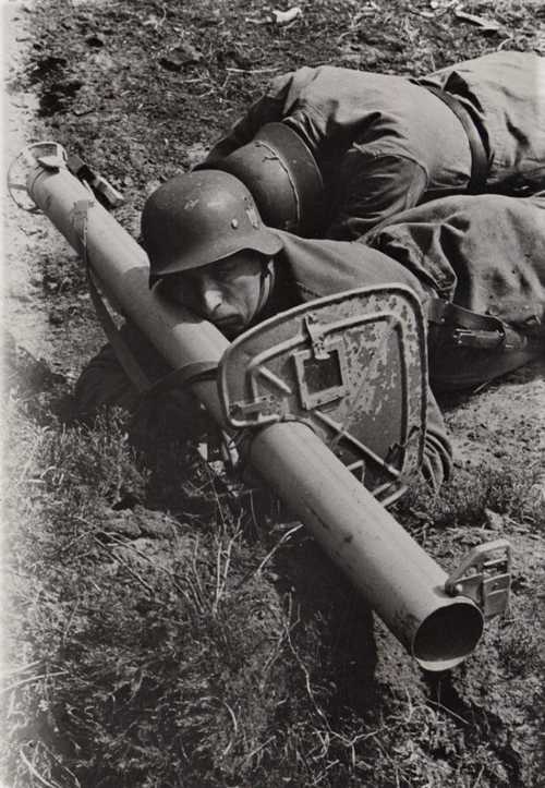 Anti-tank weapon