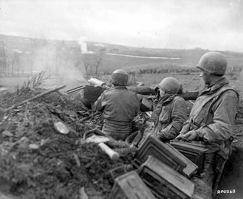 Machine gunners