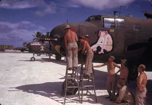 Painting on Nose art