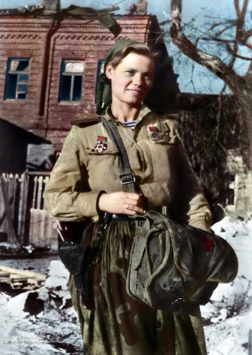 Combat medic, marine infantry, 1943