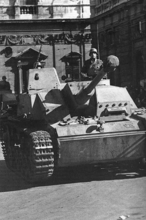 StuG III G of 16th SS &quot;Reichsführer SS&quot; in Italy