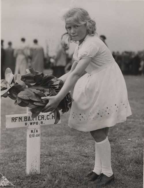 A little Dutch girls says thank you !