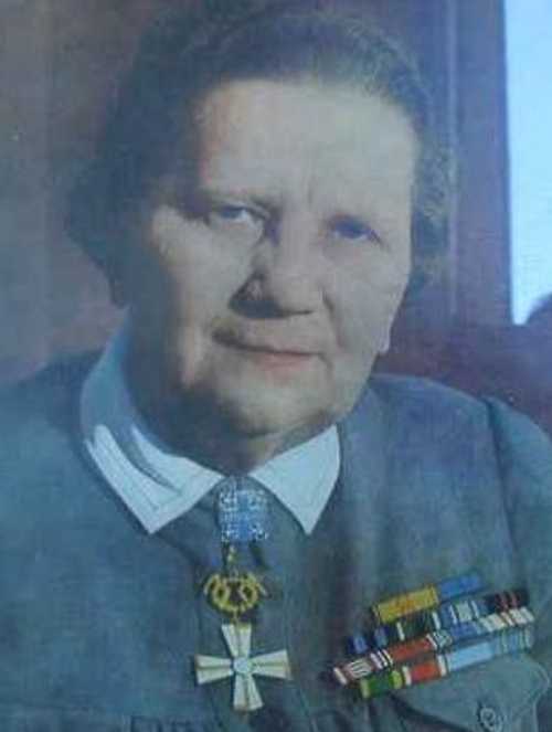 Leader of "Lotta Svärd"