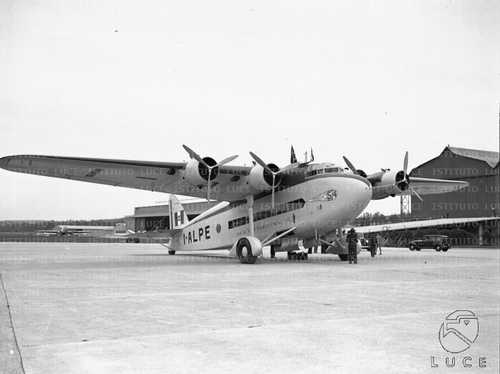 The Ciano’s airplane