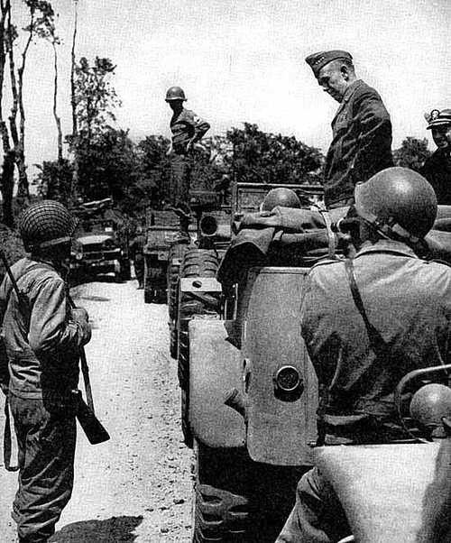 The General visits Normandy