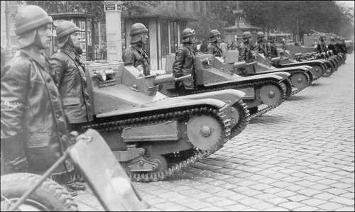 Austrian CV-35 tankettes
