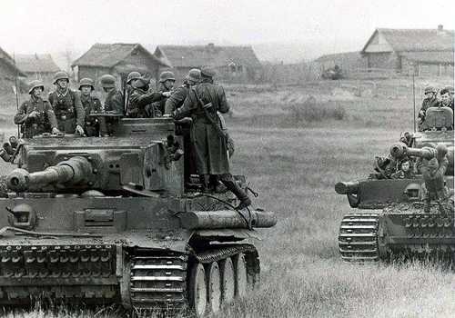 Tiger tanks waiting