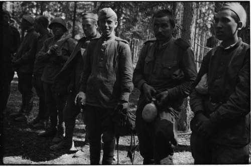 Captured Red Army soldiers in Ihantala (1944)
