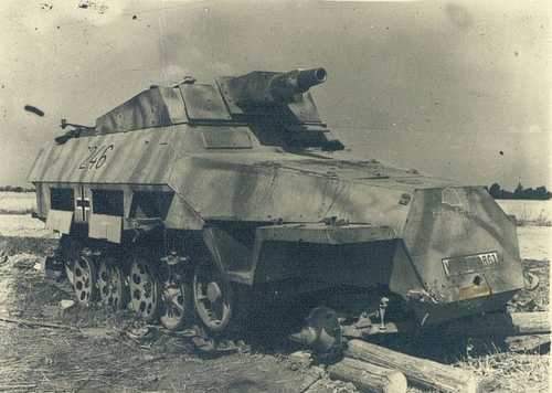 Destroyed SdKfz. 251/9 