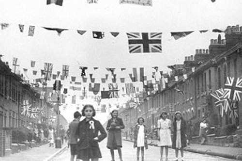 VE Day - Radcliff St., Swindon