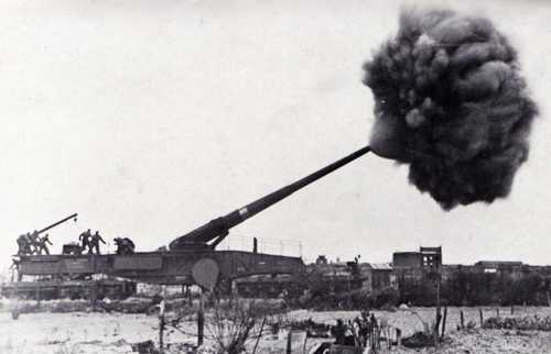 Railroad gun firing