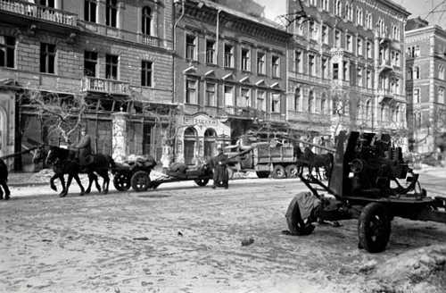 Artillery on the move